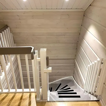 Levinkruunu A Visit Levi